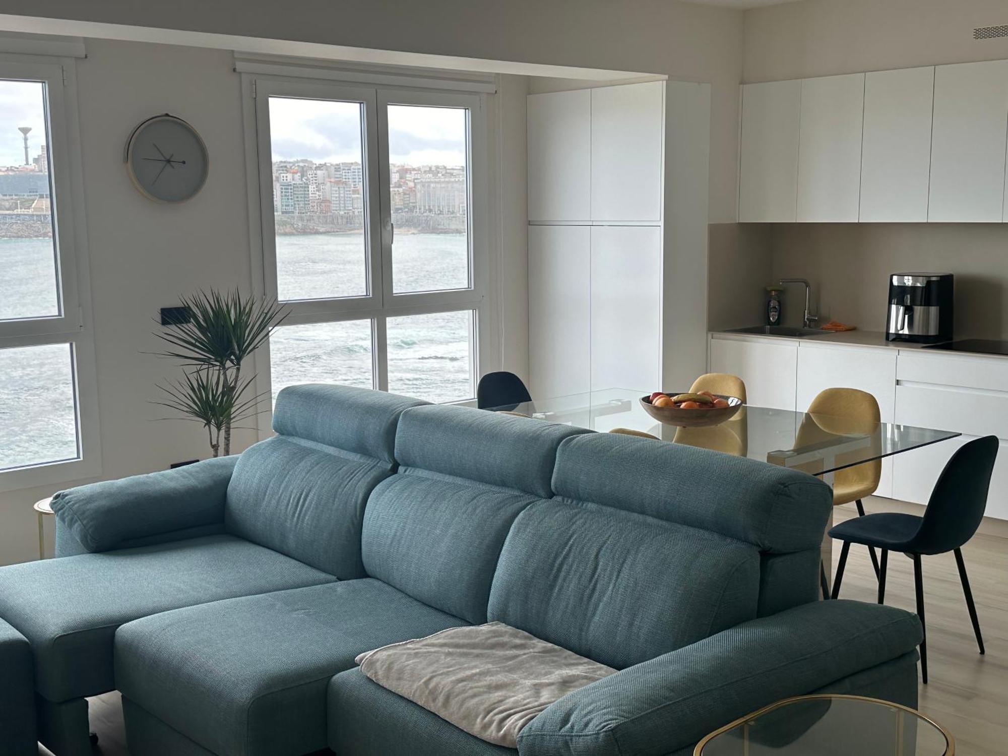 Piso Con Vistas A La Playa De Riazor Apartment A Coruna Exterior photo